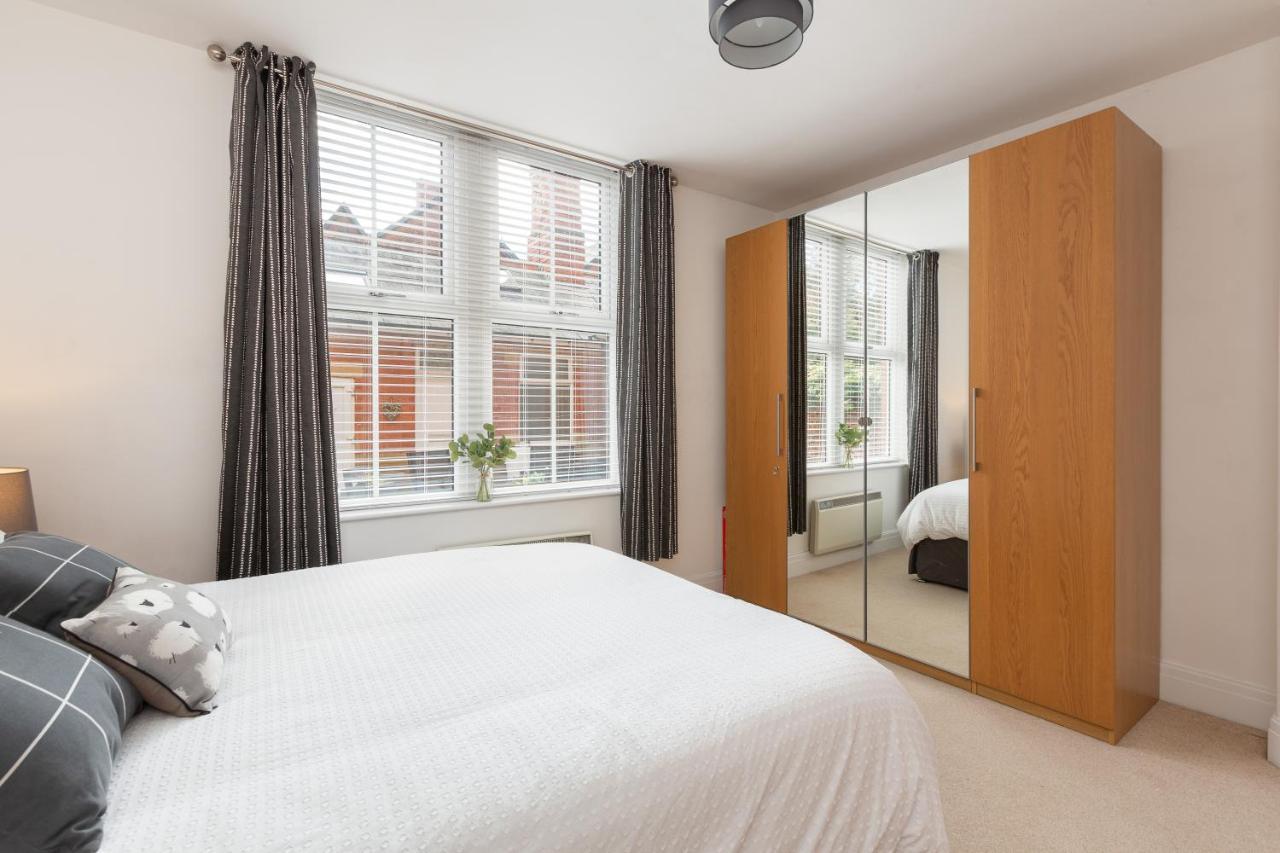Charles Alexander Short Stay - Clifton Drive Beach Retreat Lytham St Annes Kültér fotó