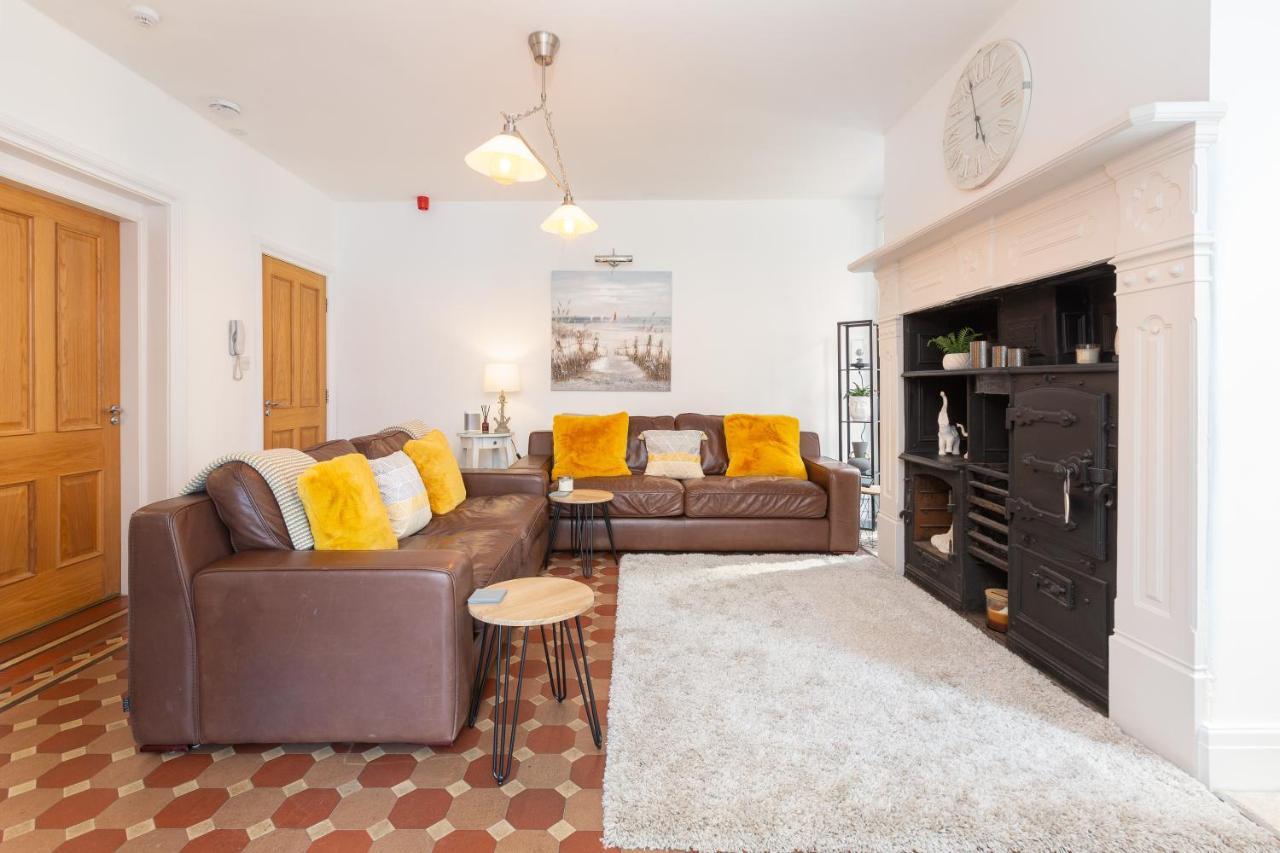 Charles Alexander Short Stay - Clifton Drive Beach Retreat Lytham St Annes Kültér fotó