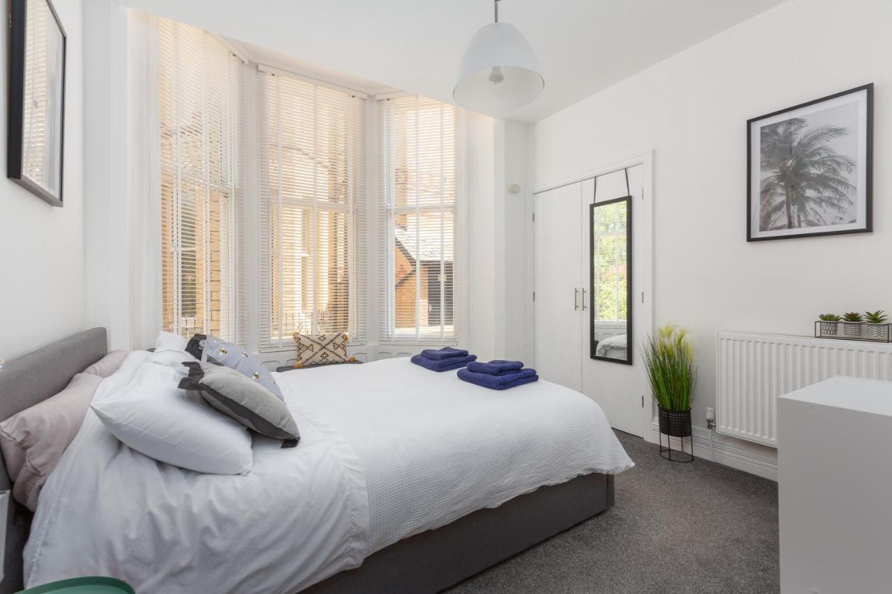 Charles Alexander Short Stay - Clifton Drive Beach Retreat Lytham St Annes Kültér fotó