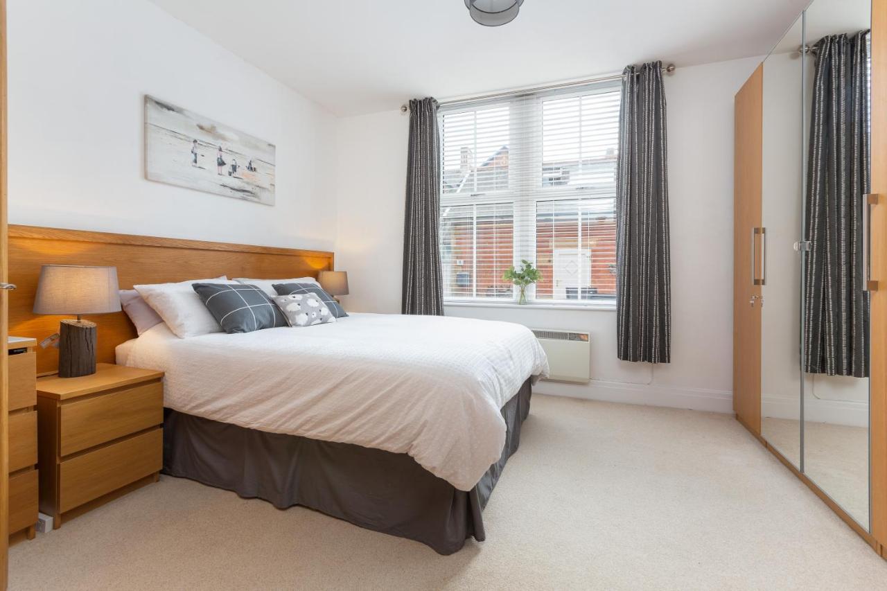 Charles Alexander Short Stay - Clifton Drive Beach Retreat Lytham St Annes Kültér fotó